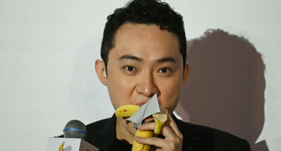 Crypto entrepreneur eats banana artwork bought for $6.2m