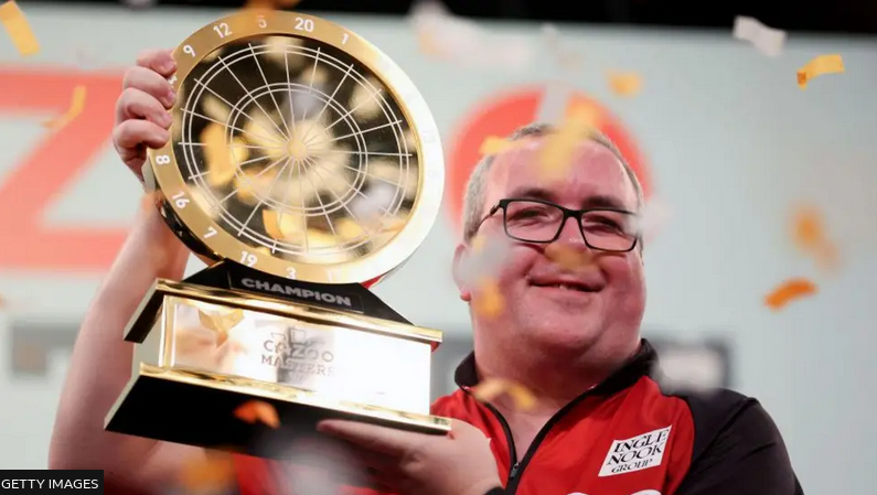 Sutton’s predictions v darts star Stephen Bunting