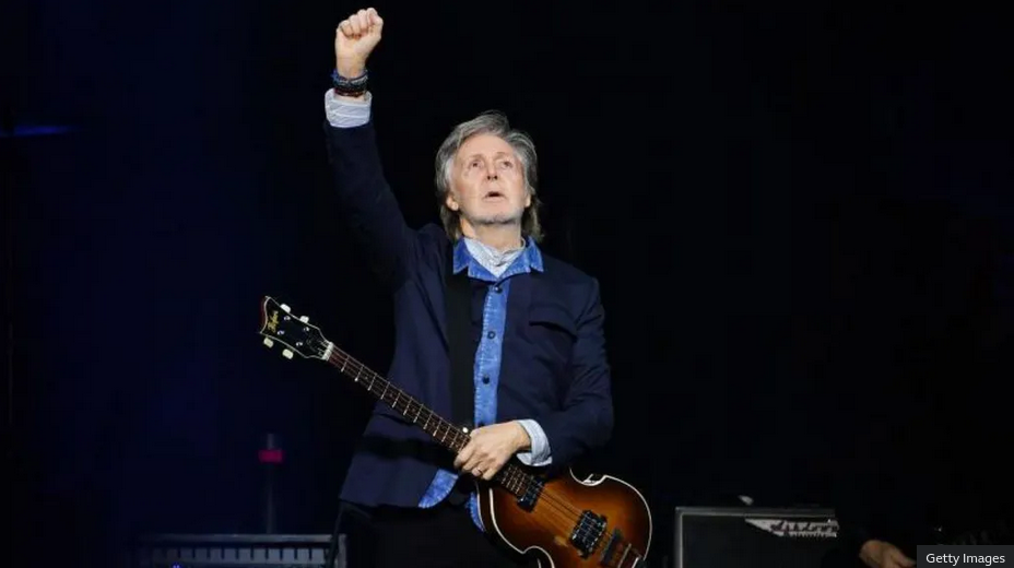 Paul and Ringo get back together at London gig