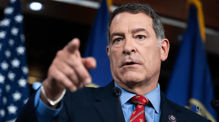 New set of bills would counter CCP’s Belt and Road initiative: ‘we can mute China’s siren&nbsp;song’