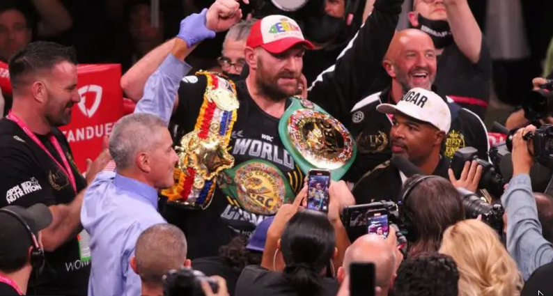 Fury announces retirement from boxing again