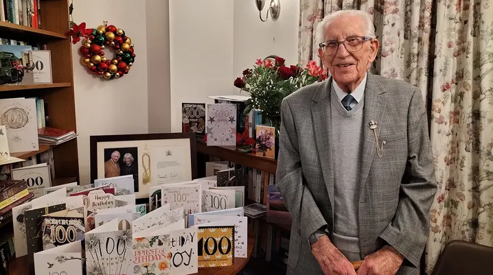 WWII veteran turns 100, reveals the secrets of a long, healthy life