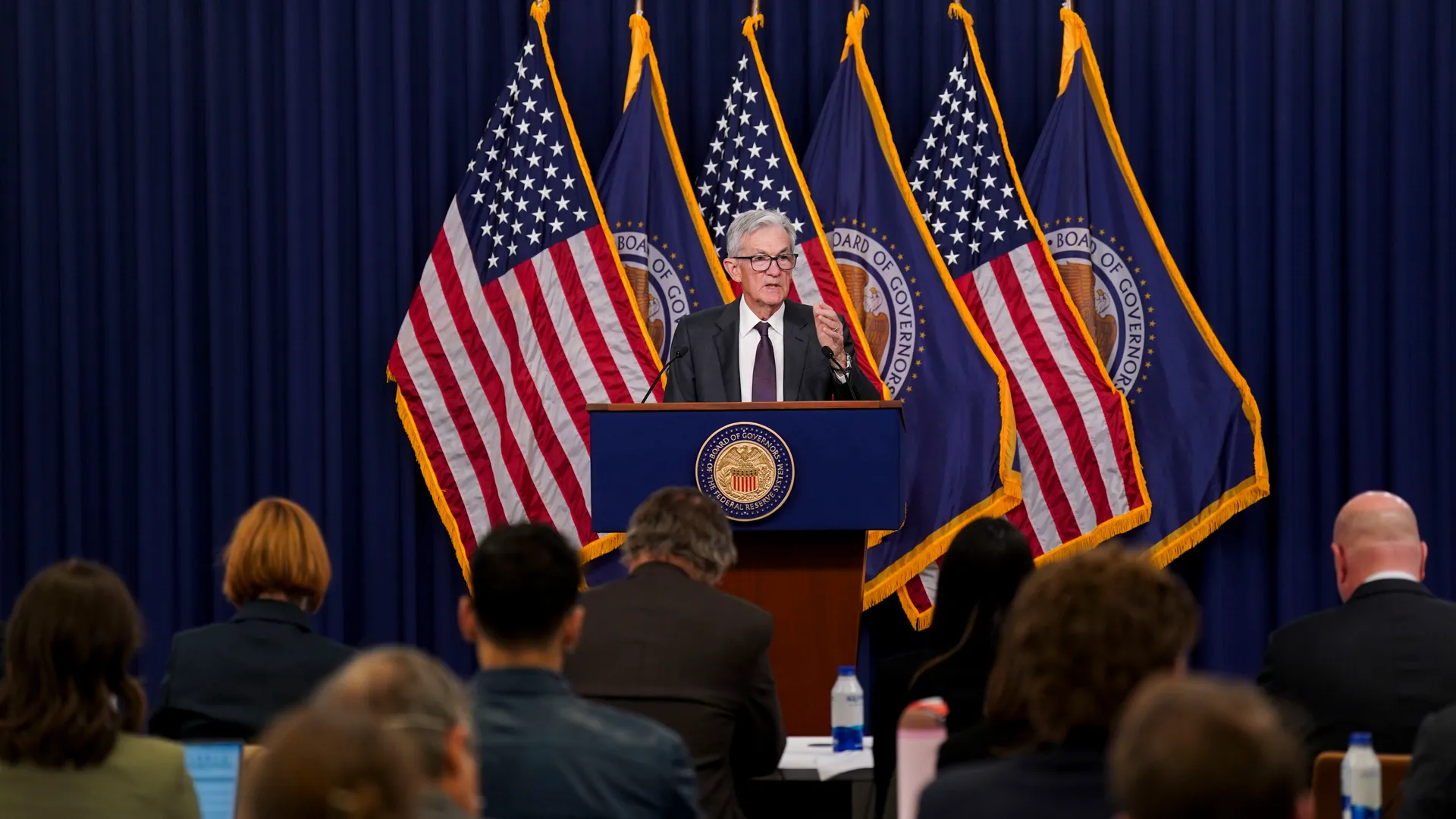 Fed says Trump trade, immigration stance might “hinder” lower inflation