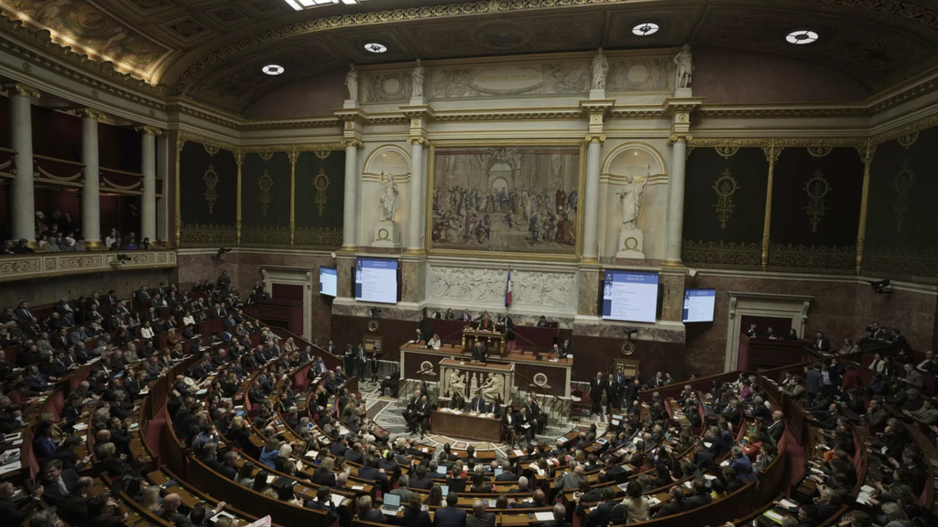 French lawmakers back tax on ultra-rich proposed by Ecologist Party