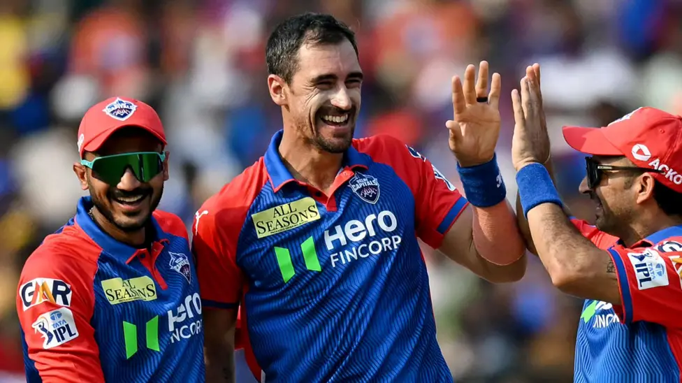 Starc’s first T20 five-for gives Capitals easy IPL win