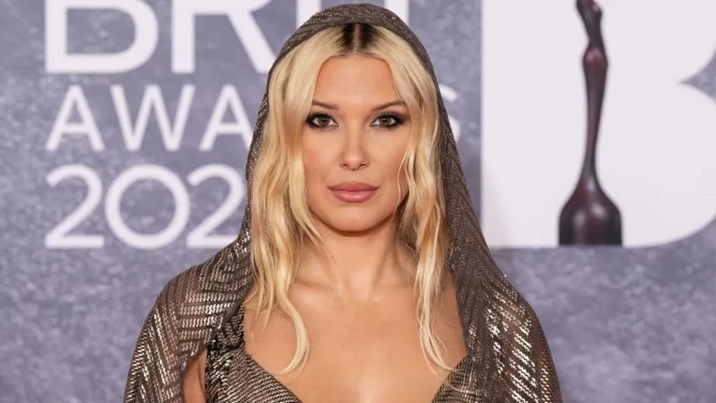 Millie Bobby Brown says journalists are ‘bullying’ her