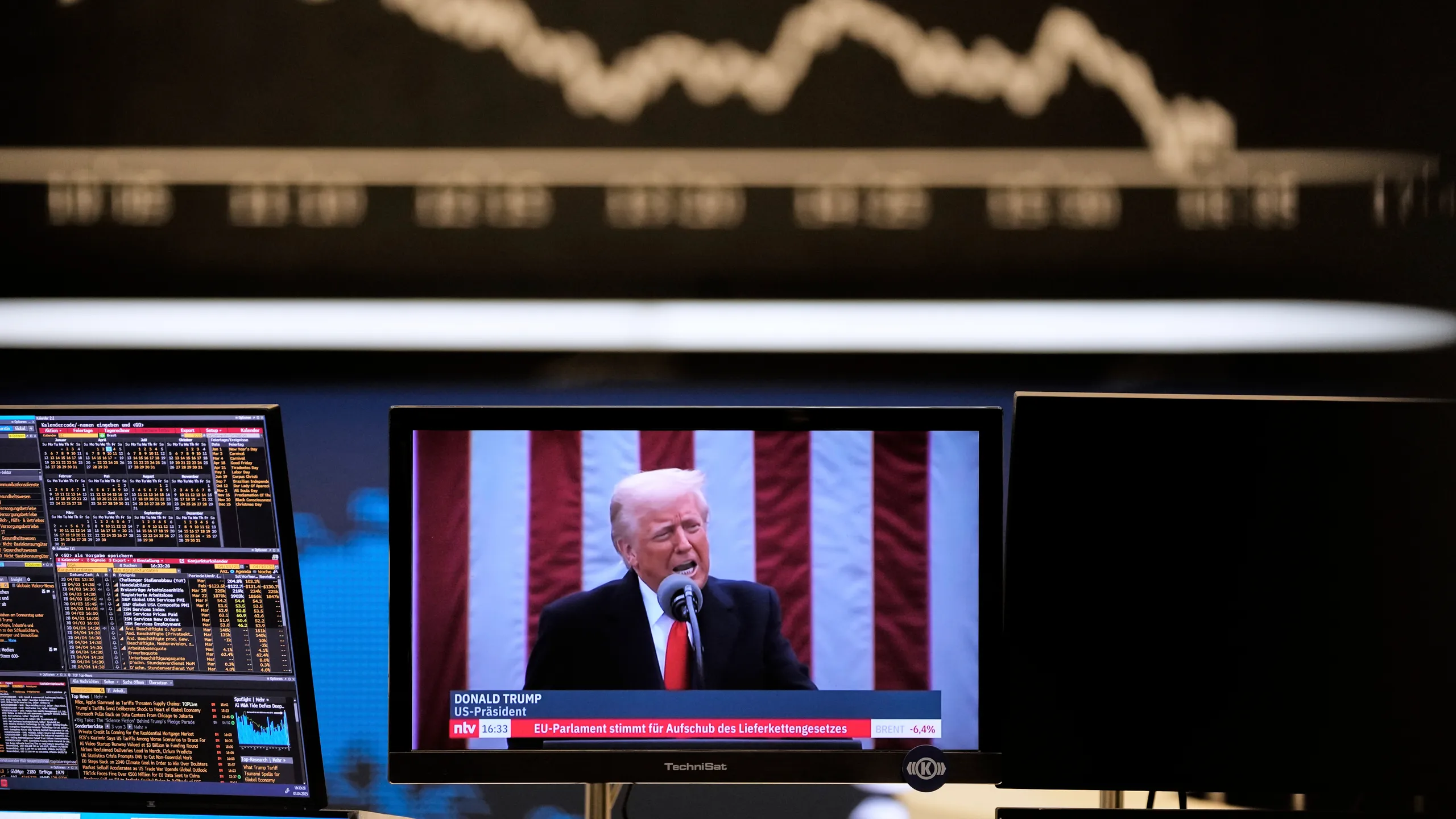 German economy to stagnate in 2025 on tariffs, advisers say