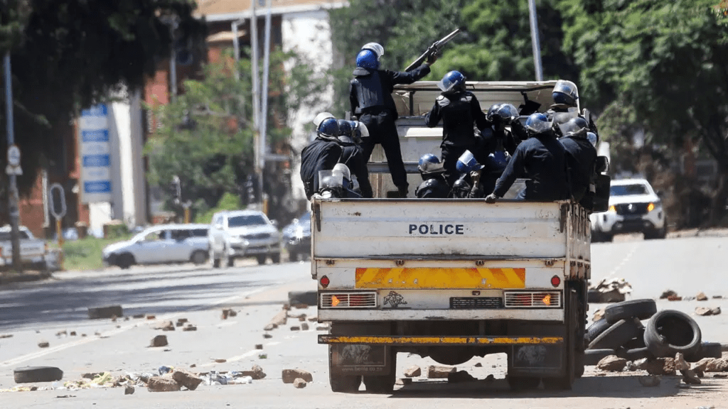 Zimbabwe shuts down amid calls for&nbsp;protests
