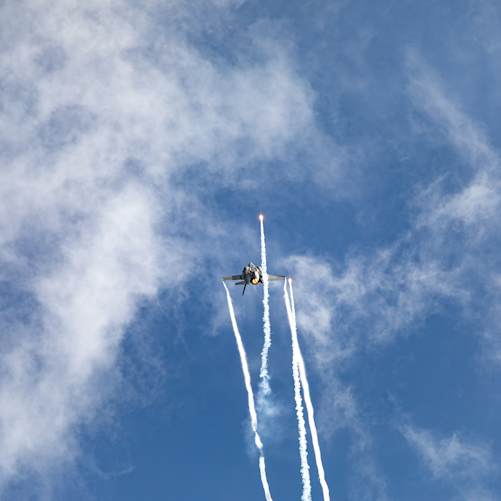 America’s $20.7 Billion AMRAAM Bet Signals a New Phase in the Air-Defence War